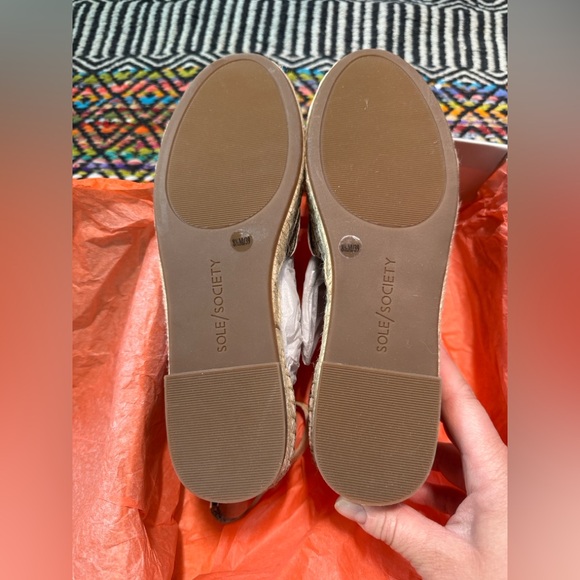 Sole Society Saylah Snakeskin Espadrille Ankle Strap Flats Tan NWT - Picture 5 of 5